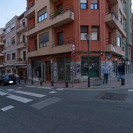 Vivienda Turistica Junto Al Ayuntamiento アパート *